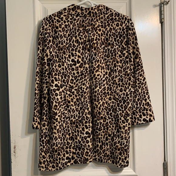 Ricki’s Leopard Blazer - Picture 2 of 11